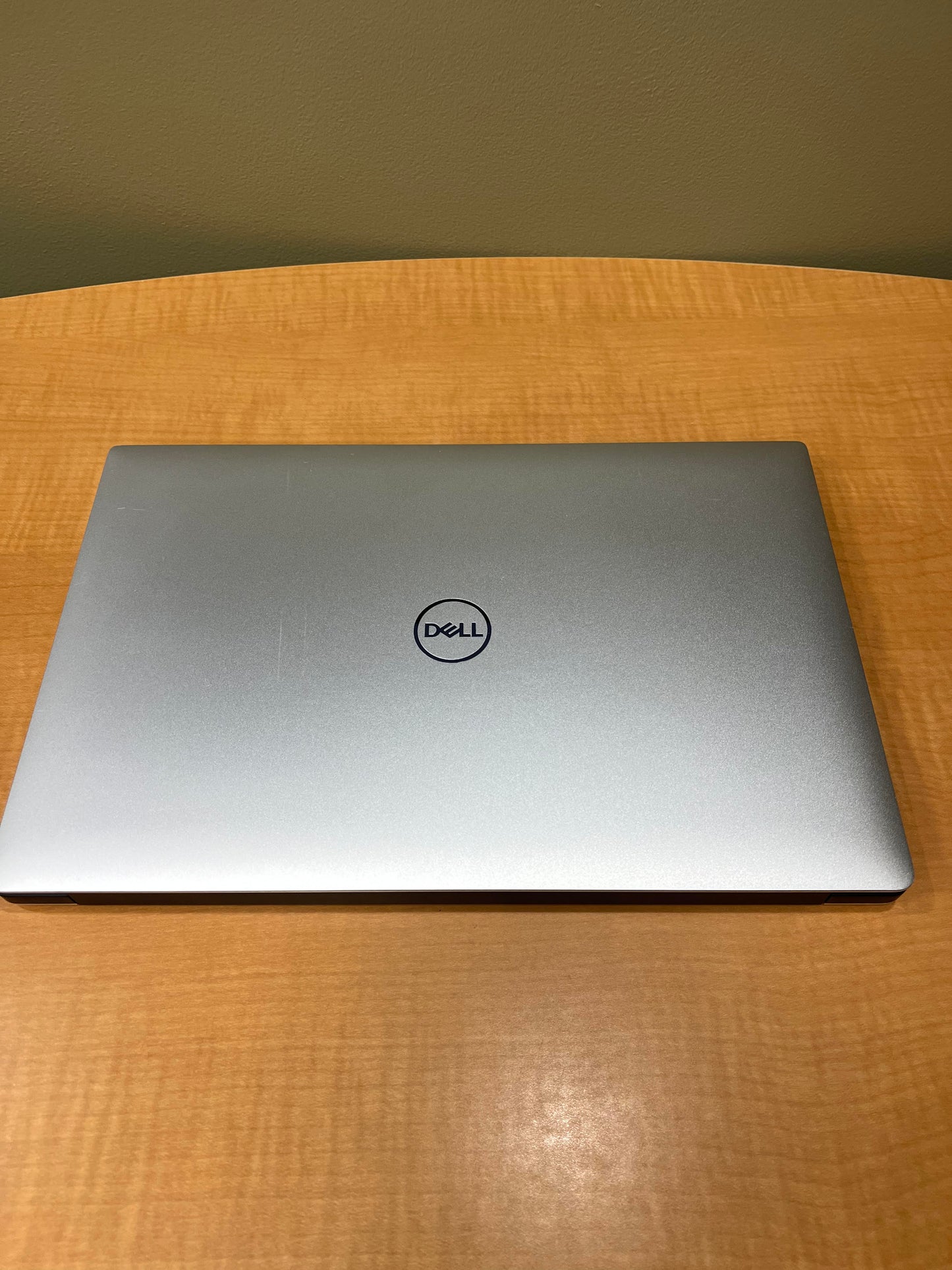 2020 Dell XPS 15 - 7590
